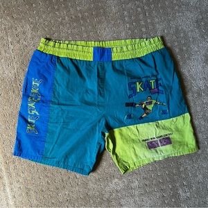 ❌⭕️SOLD⭕️❌1990s Hawaii skate completion shorts(lined)